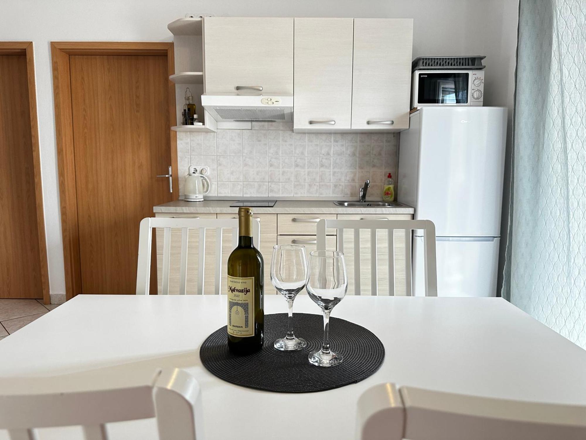 Apartments Vojvoda ポレッチ エクステリア 写真